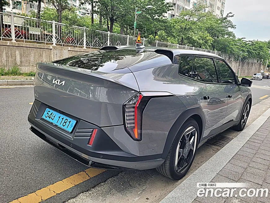 Kia EV4 2026 из KR, фото 9