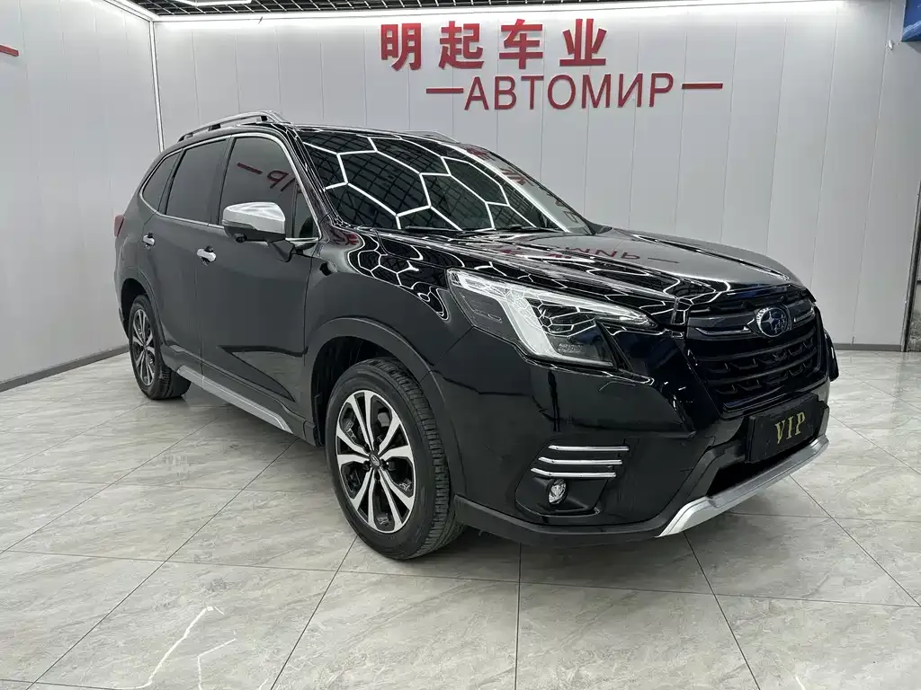 Subaru Forester — фото 5