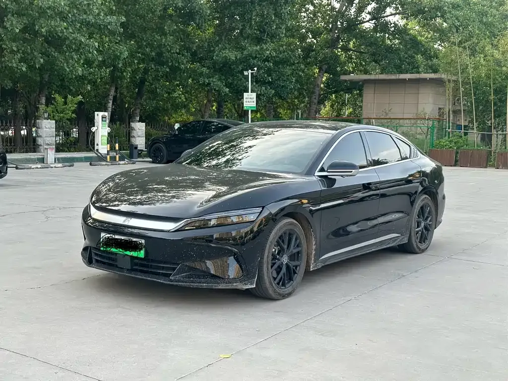 BYD Han — фото 1