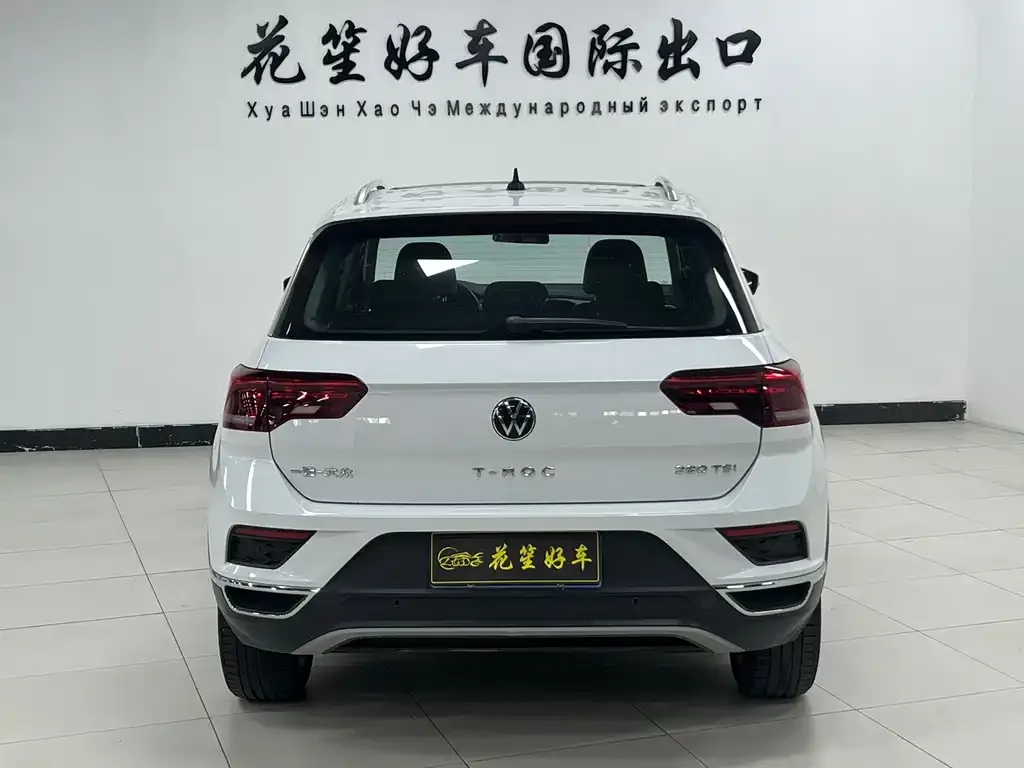Volkswagen T-Roc — фото 2