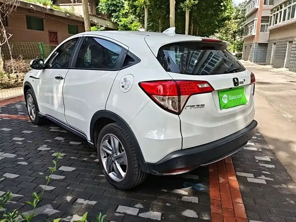 Honda Vezel — фото 3
