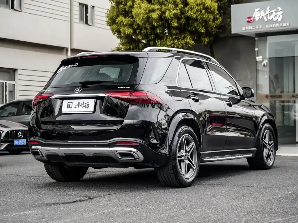 Mercedes-Benz GLE — фото 10