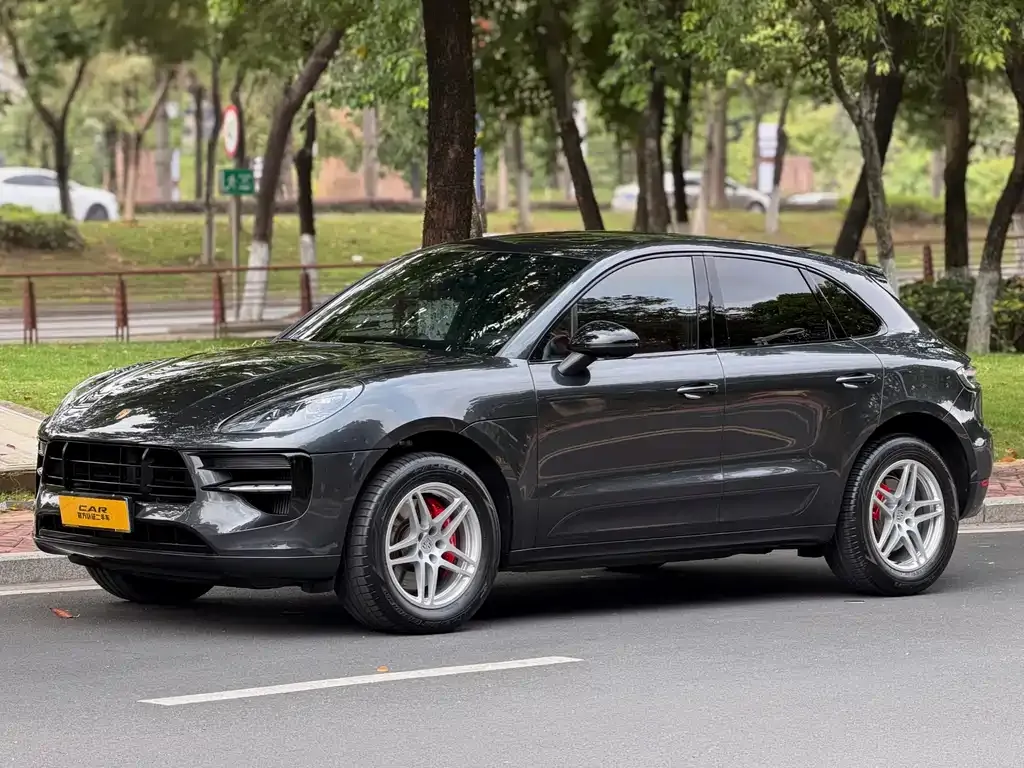 Porsche Macan — фото 1