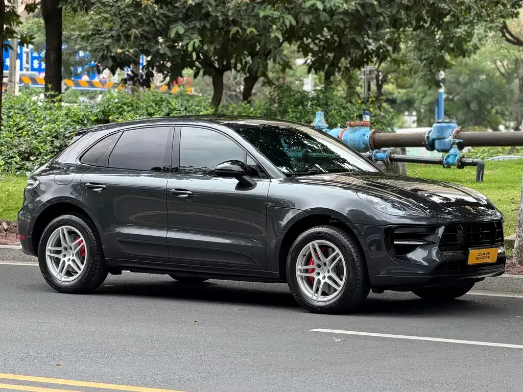 Porsche Macan — фото 9