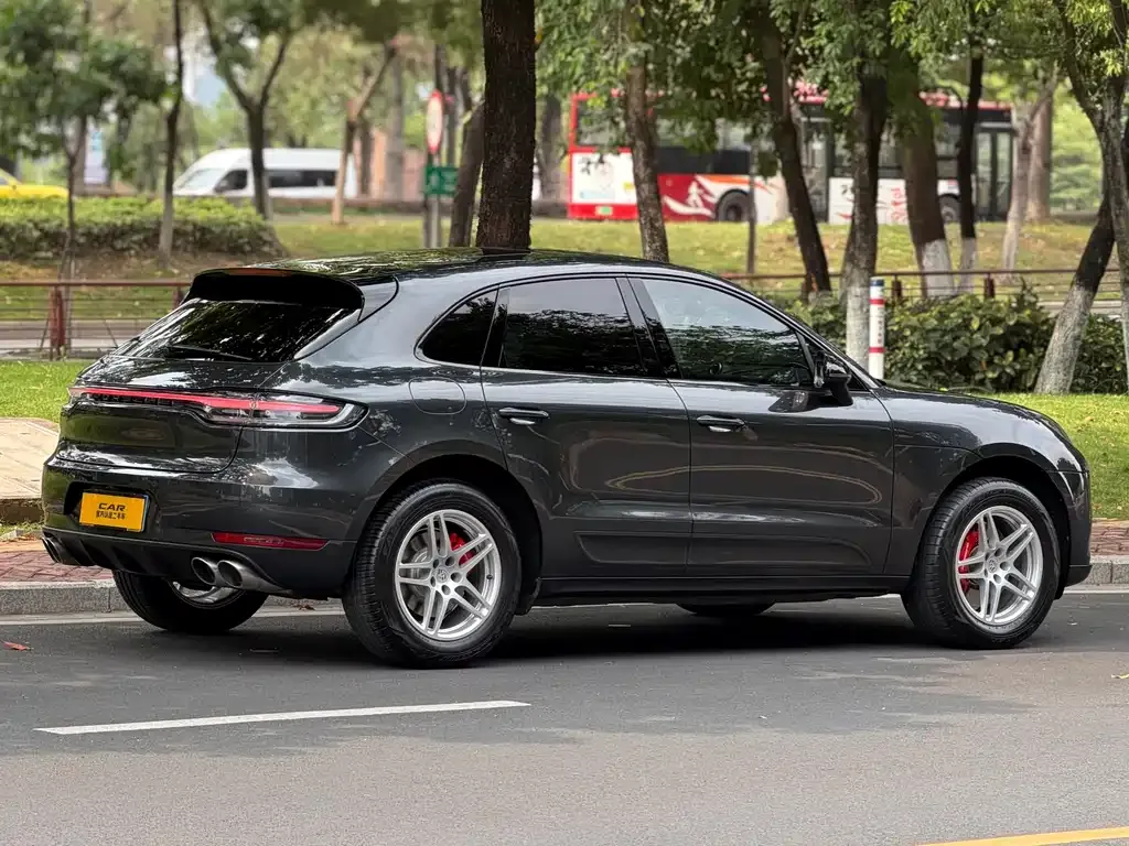 Porsche Macan — фото 6