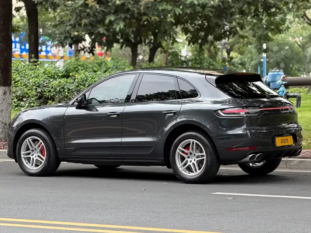 Porsche Macan — фото 8