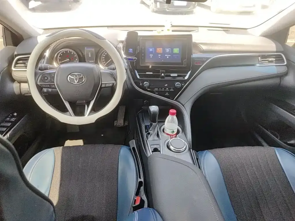 Toyota Camry 2023 из CN, фото 10