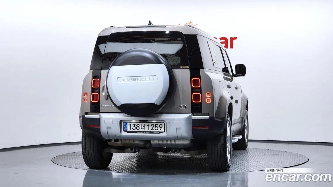 Land Rover Defender 2023 из KR, фото 2