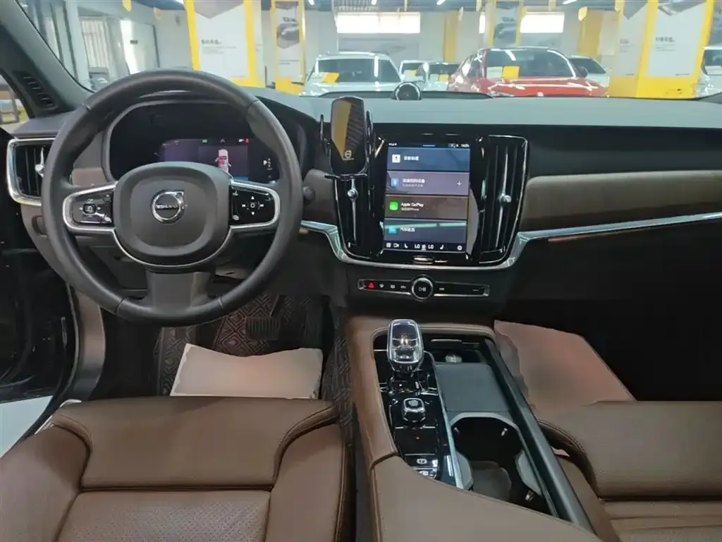 Volvo S90 — фото 4