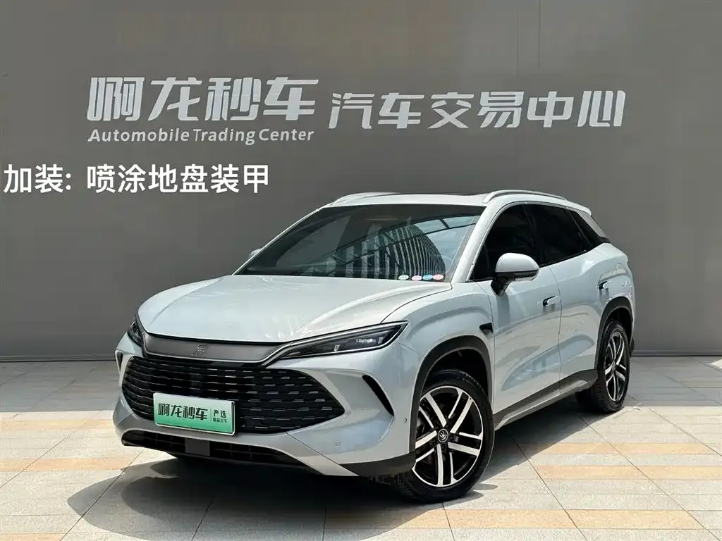 BYD L DM-i — фото 1