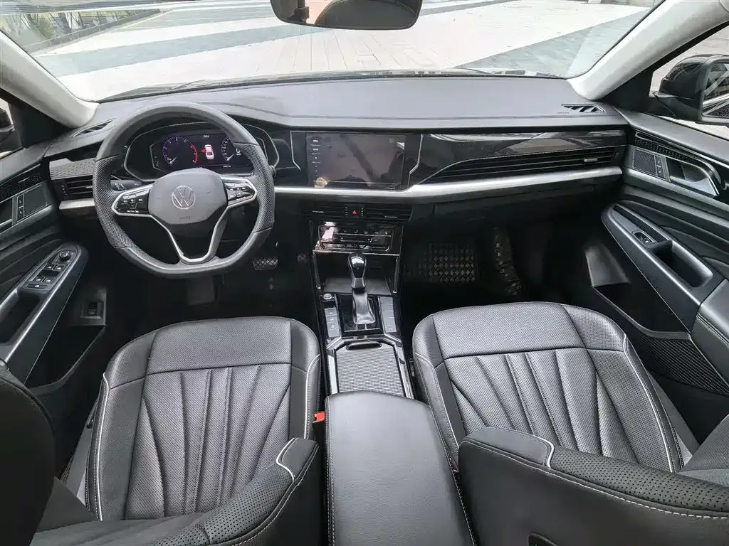 Volkswagen Passat — фото 9