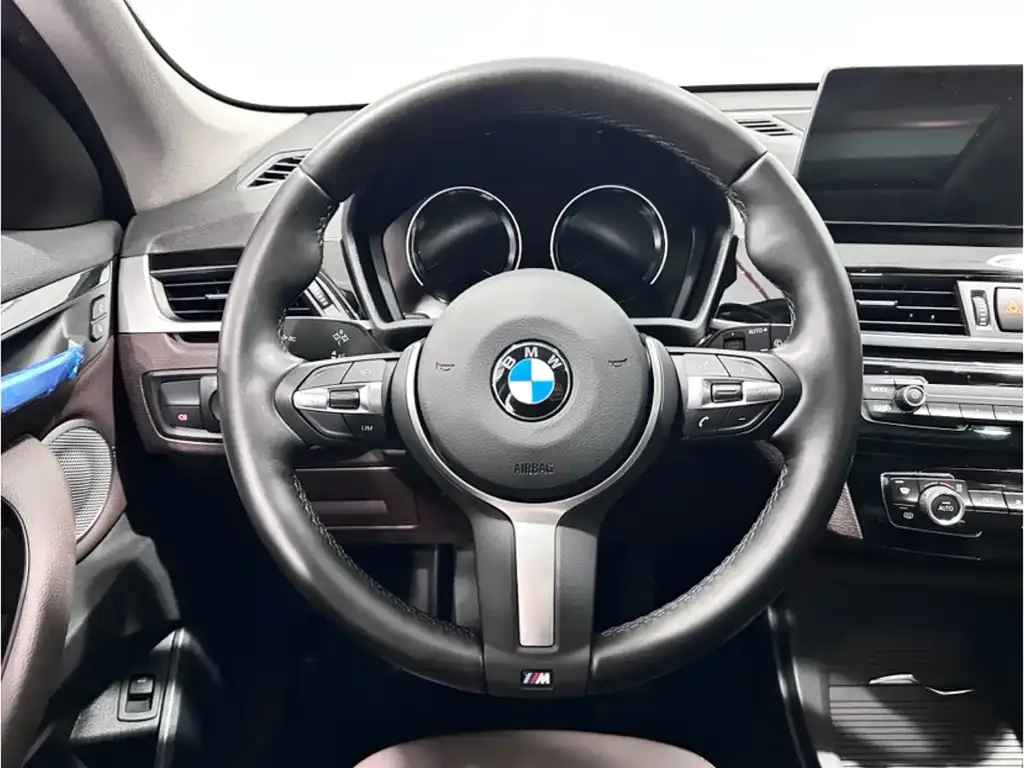 BMW X1 — фото 3