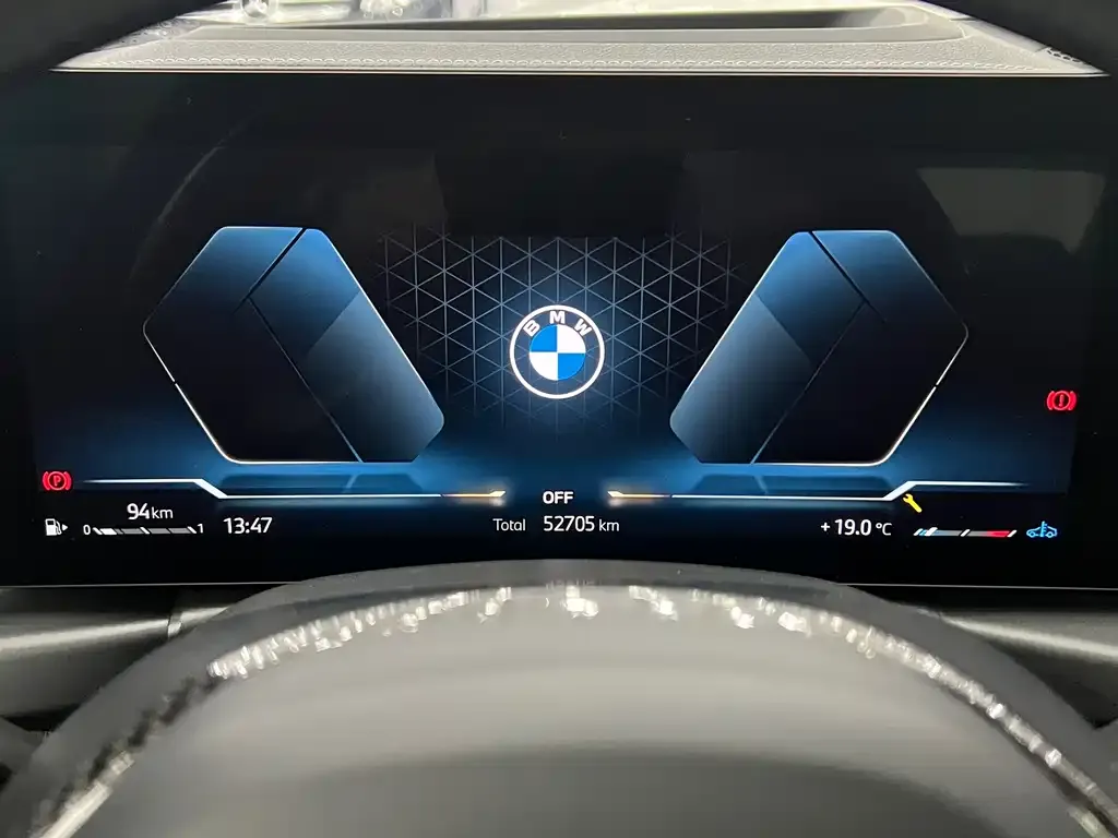 BMW 3 Series 2024 из CN, фото 2