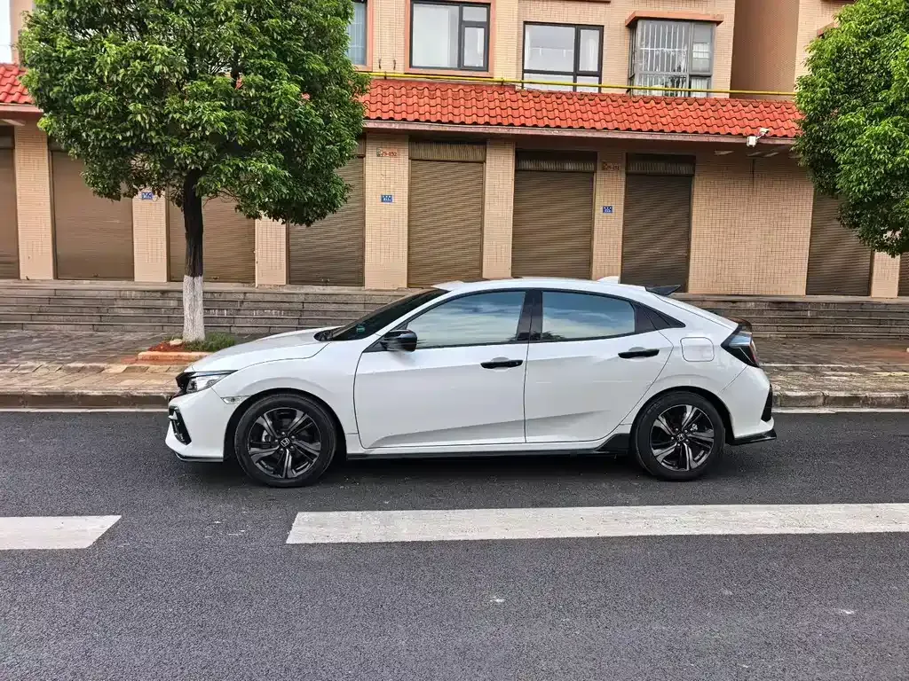 Honda Civic — фото 5