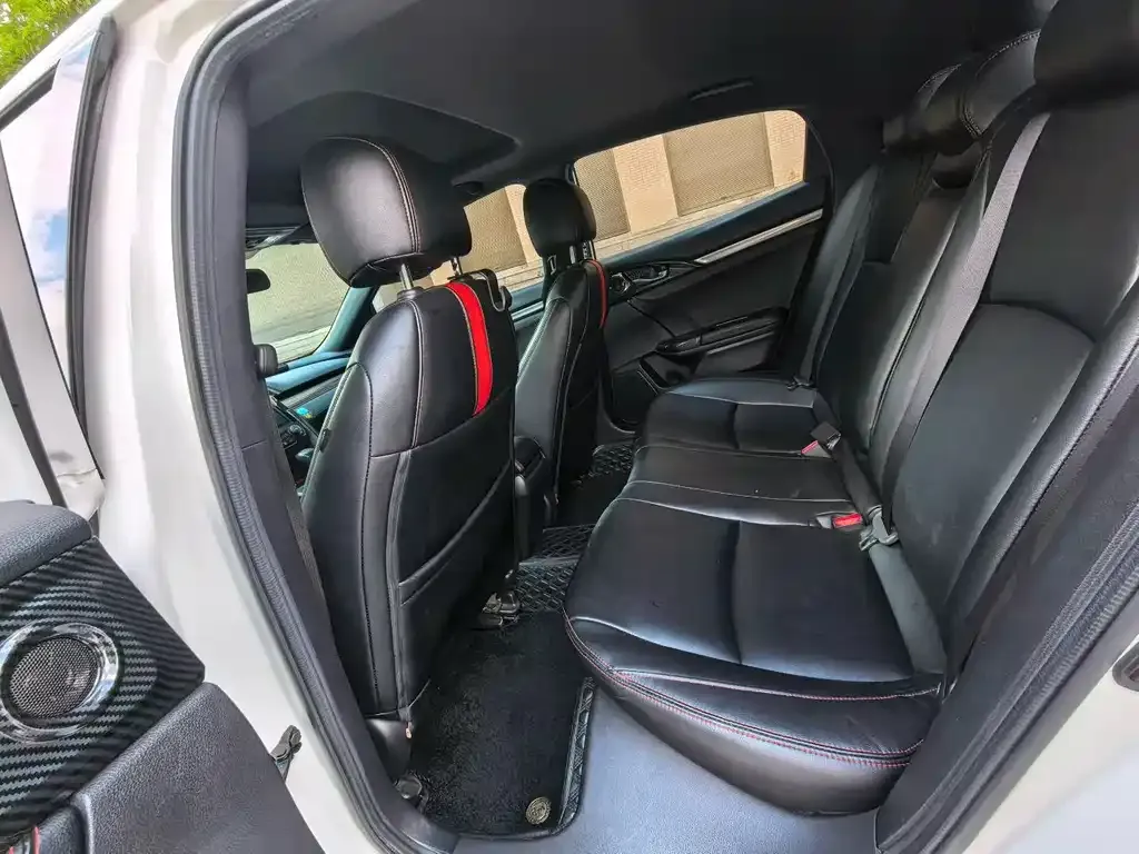Honda Civic — фото 2