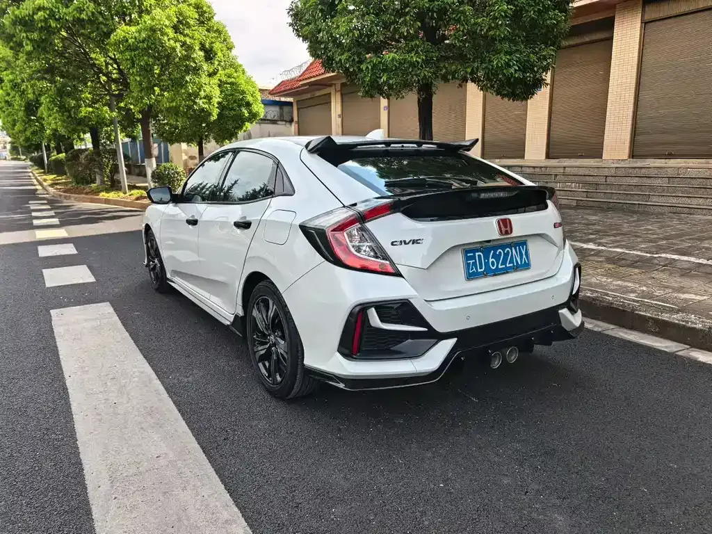 Honda Civic — фото 6