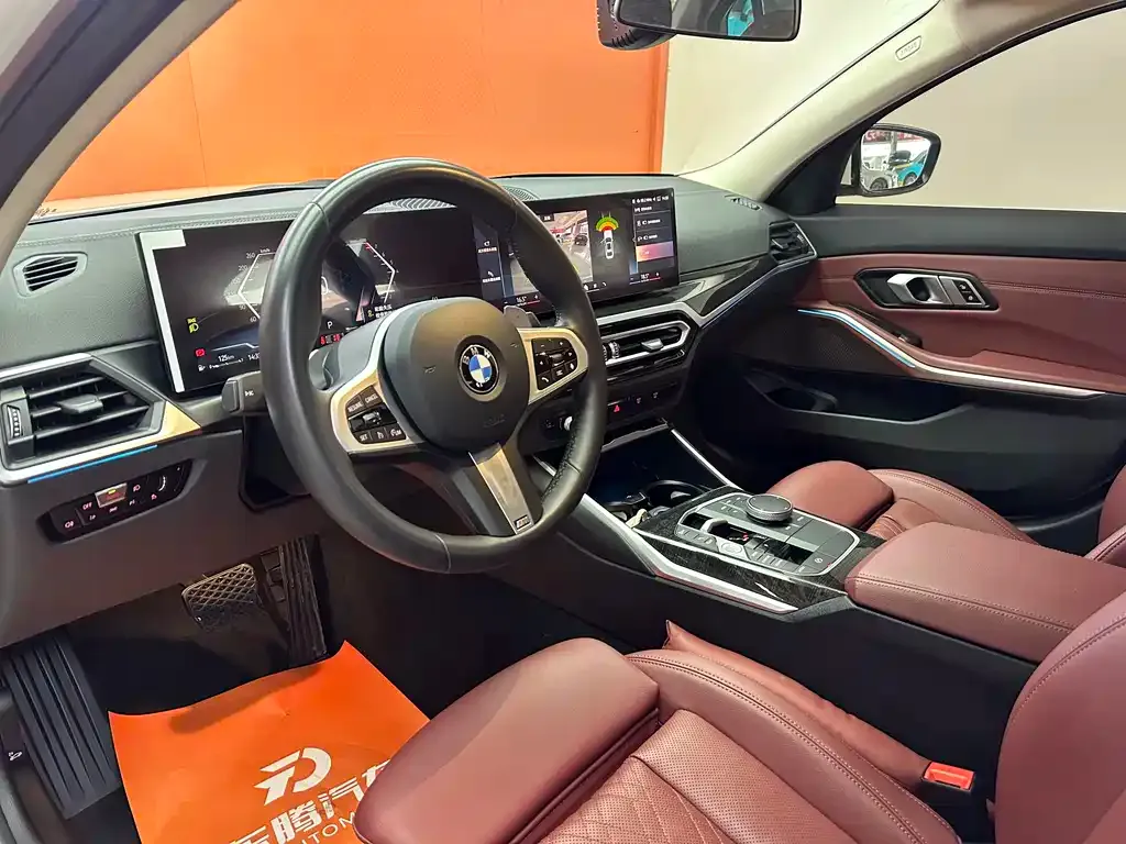 BMW 3 Series 2024 из CN, фото 10
