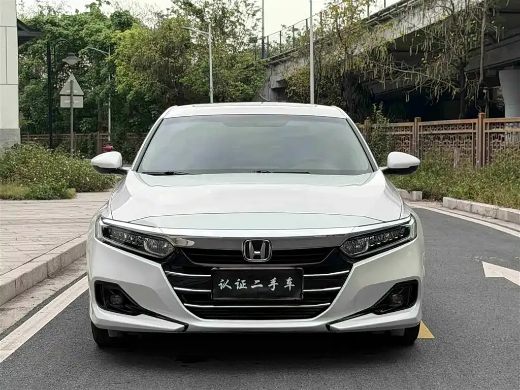 Honda Accord — фото 4