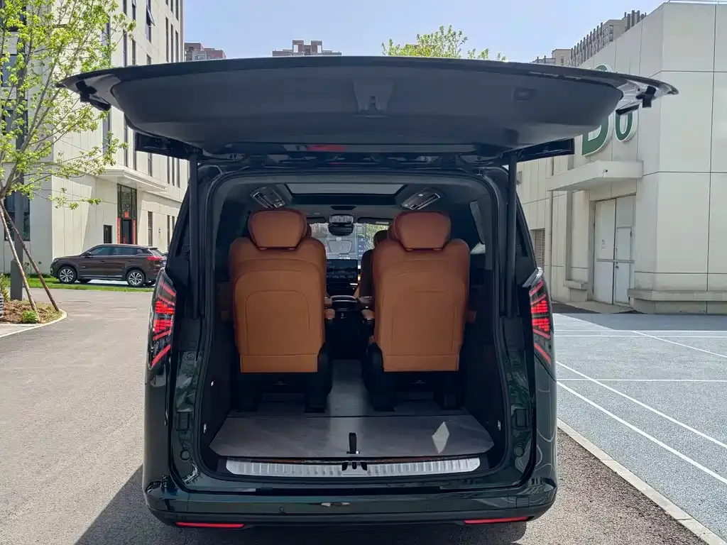 Geely Yizhen L380 2025 из CN, фото 6