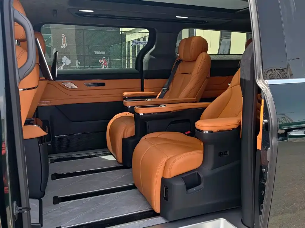 Geely Yizhen L380 2025 из CN, фото 3