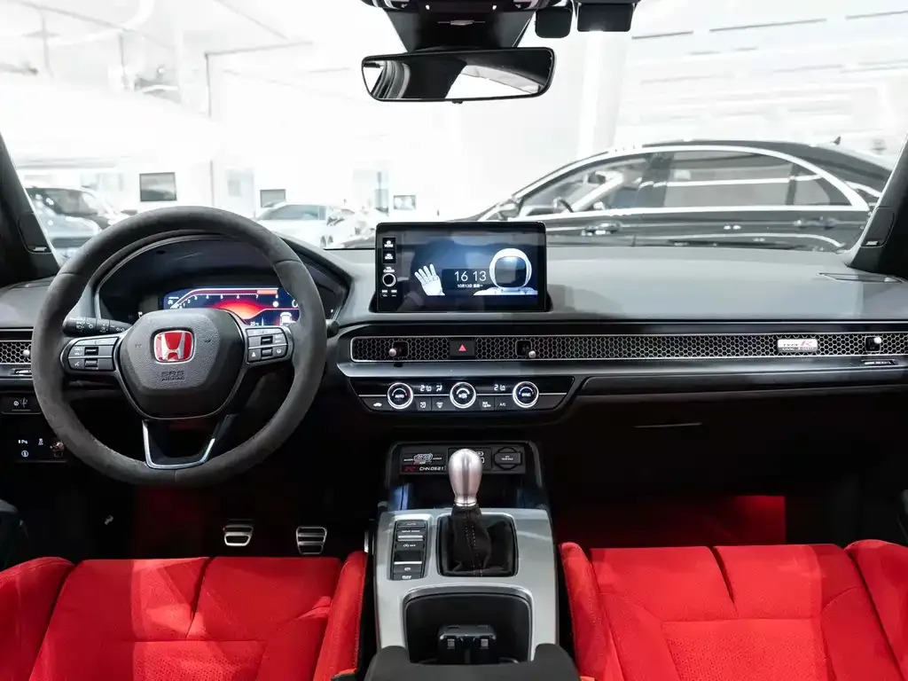 Honda Civic (Import) 2023 из CN, фото 4