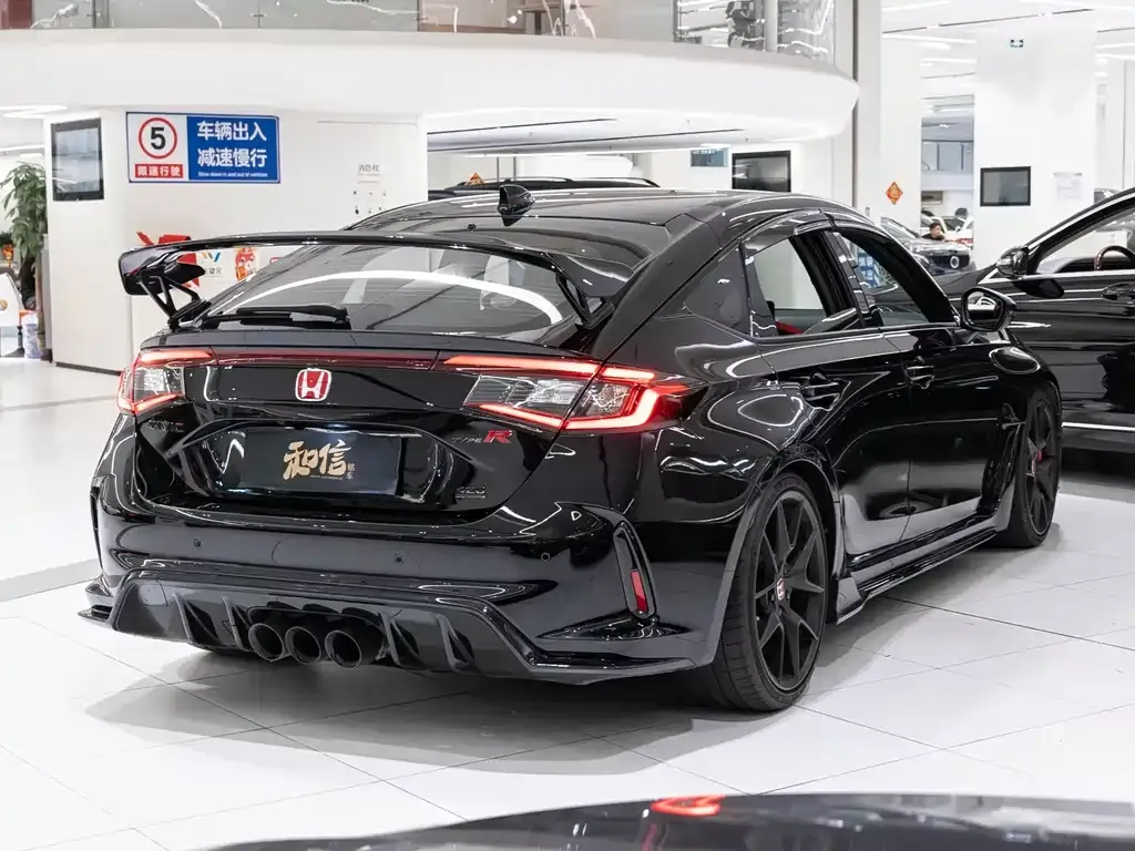 Honda Civic (Import) 2023 из CN, фото 10