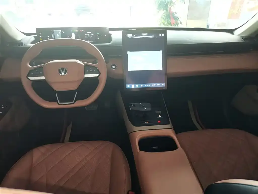 Changan Eado 2024 из CN, фото 5