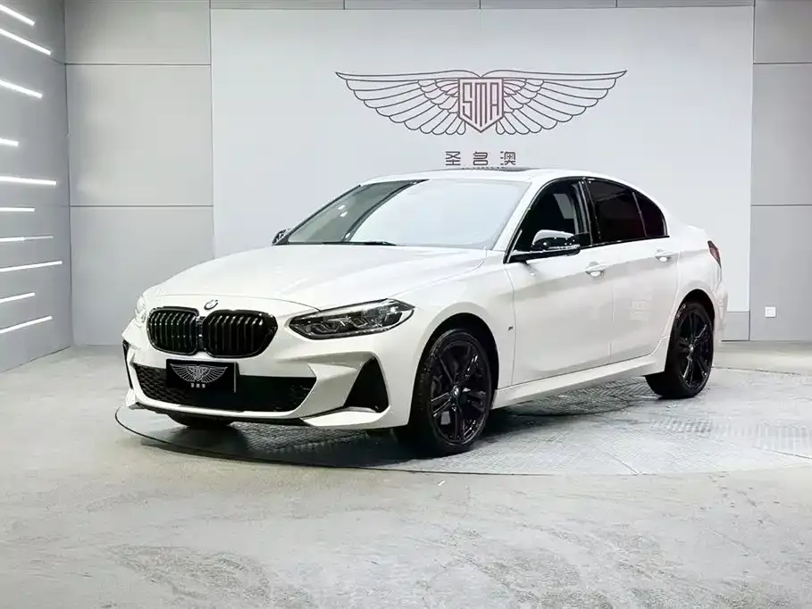 BMW 1 Series — фото 1