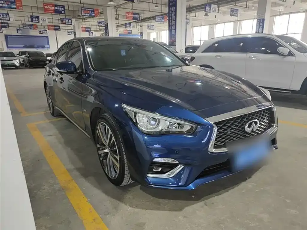 Infiniti Q50L 2023 из CN, фото 7