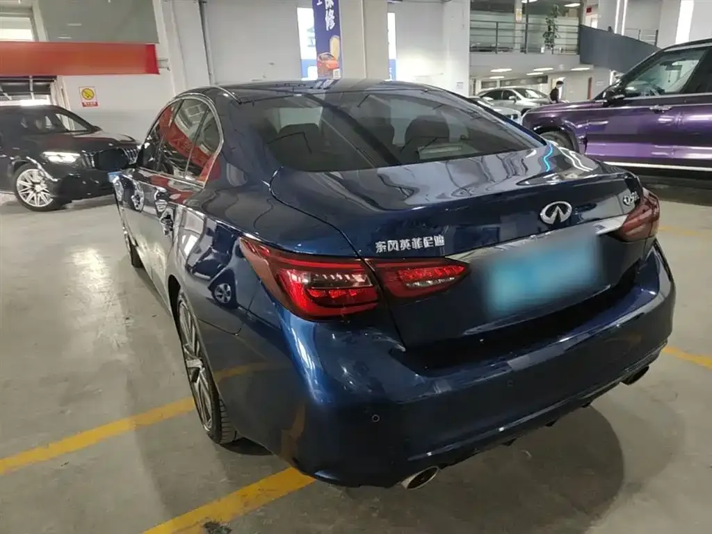 Infiniti Q50L 2023 из CN, фото 9