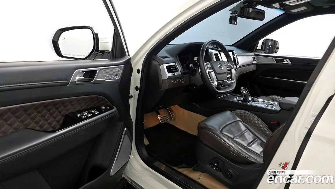 KG Mobility (Ssangyong) Rexton — фото 10