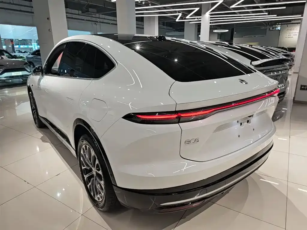 NIO EC6 — фото 8