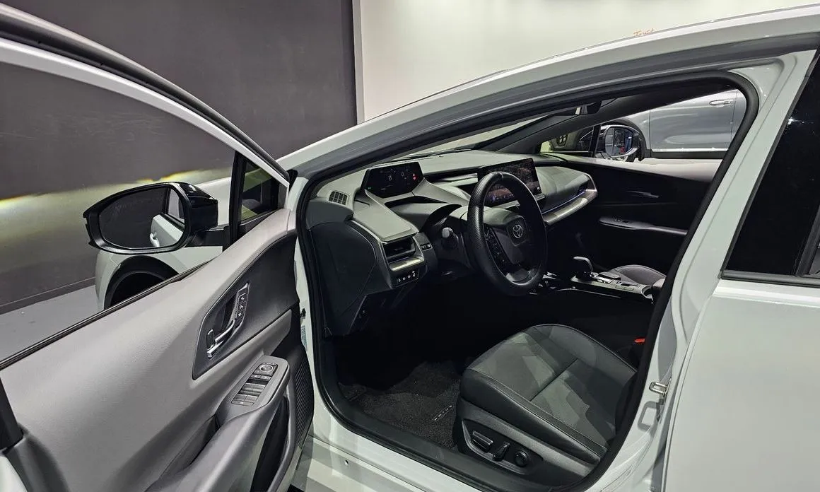 Toyota Prius 2025 из KR, фото 3