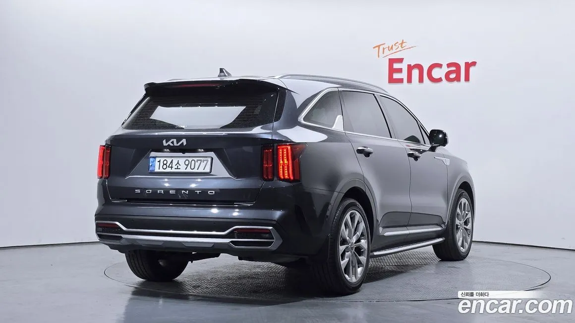 Kia Sorento — фото 5