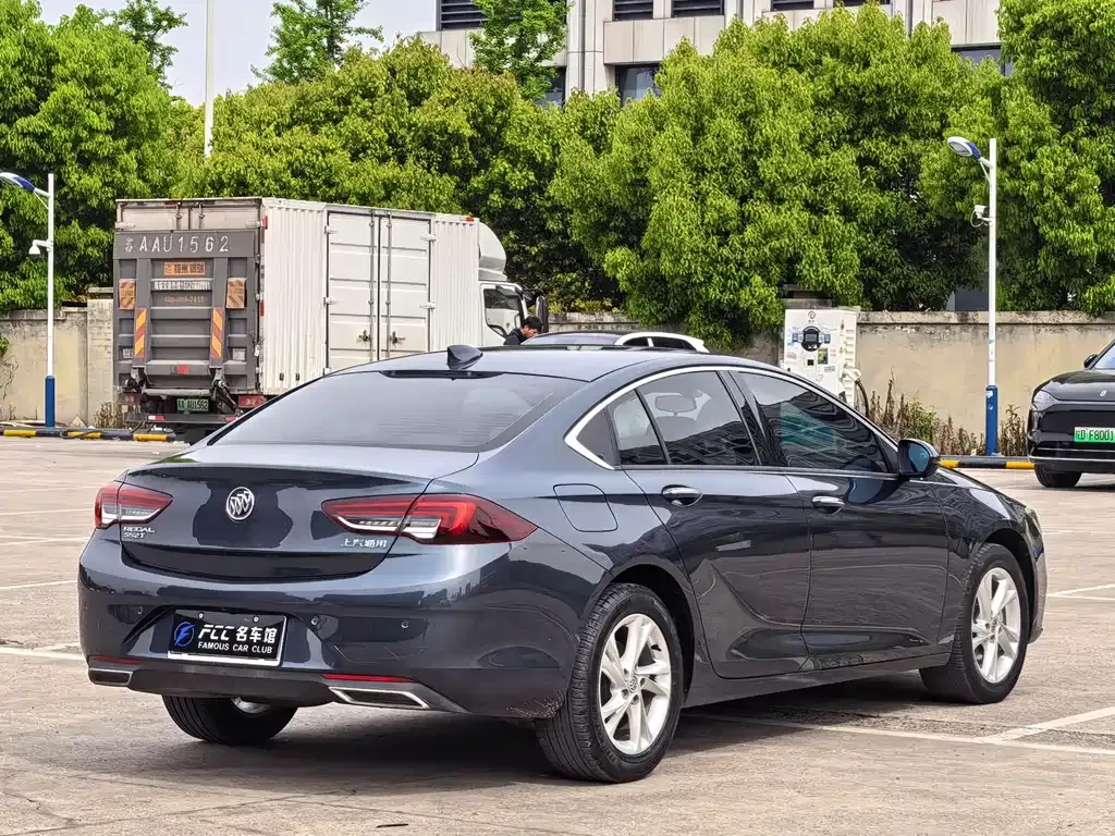 Buick Regal — фото 8