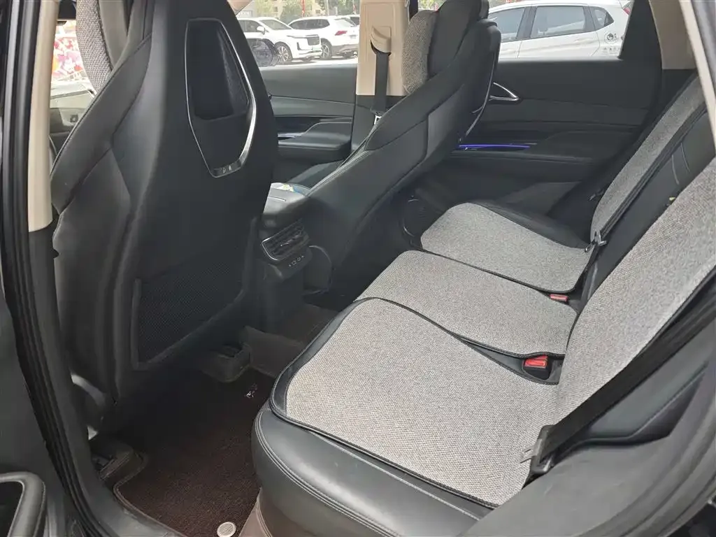Hongqi HS3 2024 из CN, фото 3