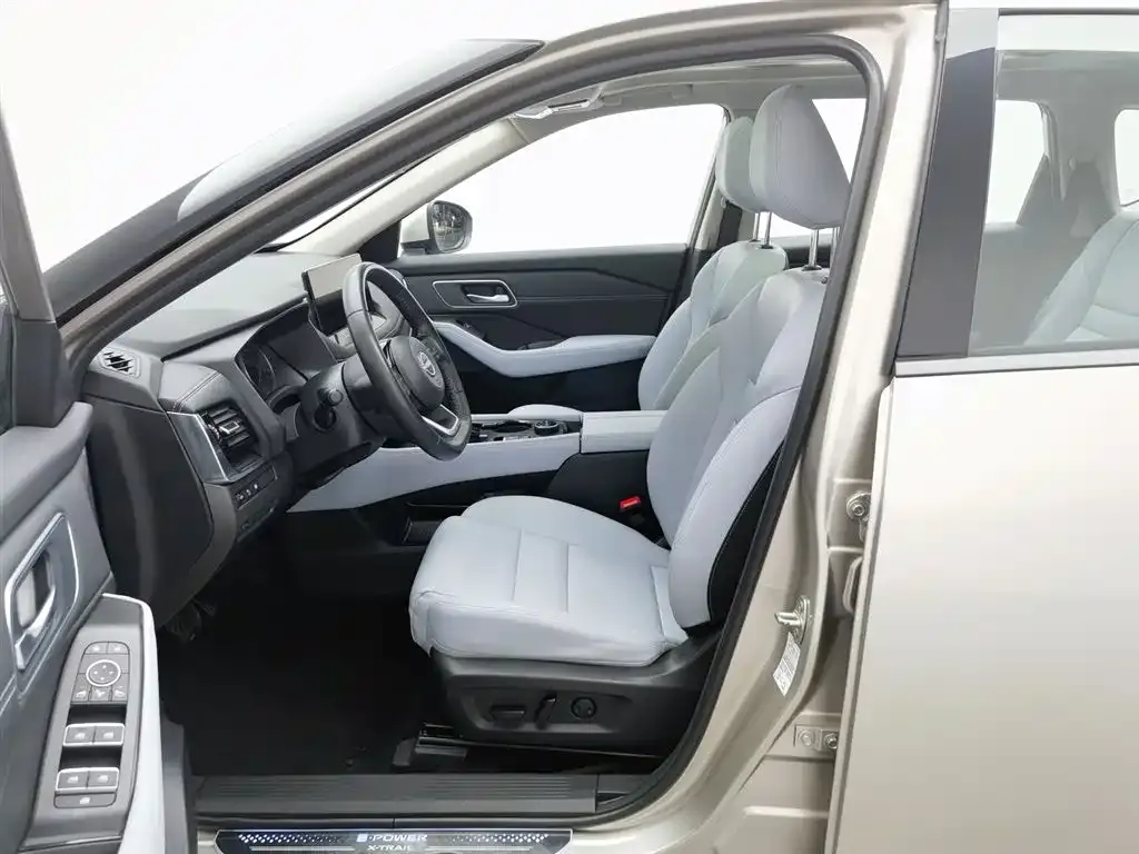 Nissan X-Trail — фото 10