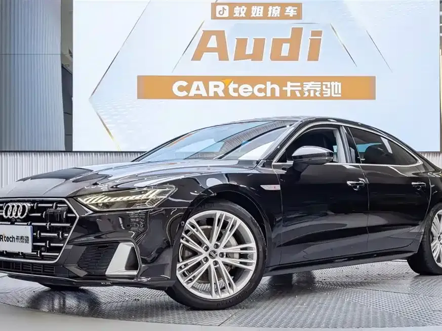 Audi A7L — фото 8