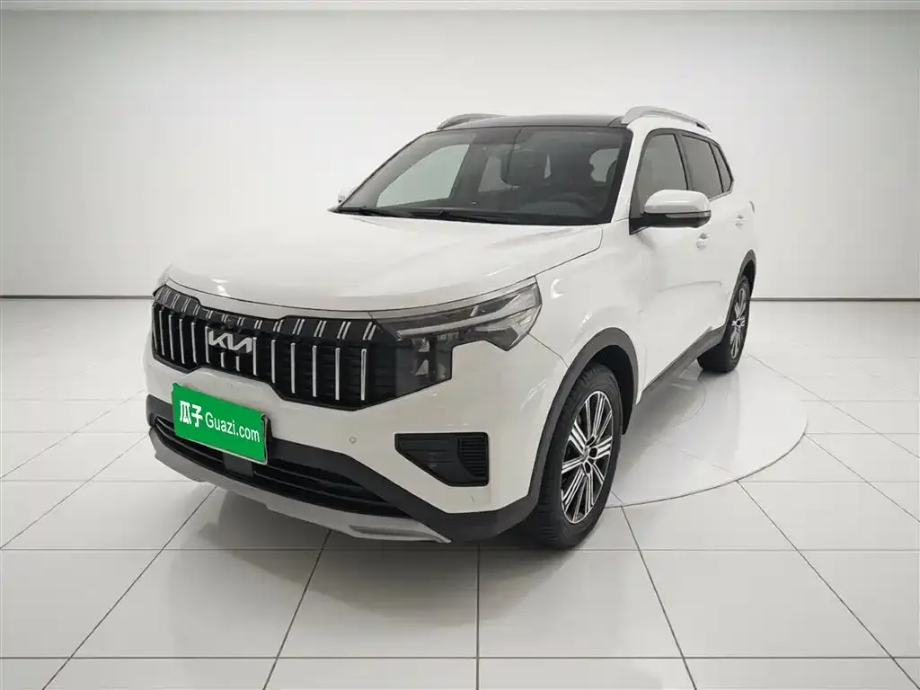 Kia Sportage — фото 1