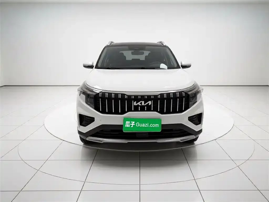 Kia Sportage — фото 8