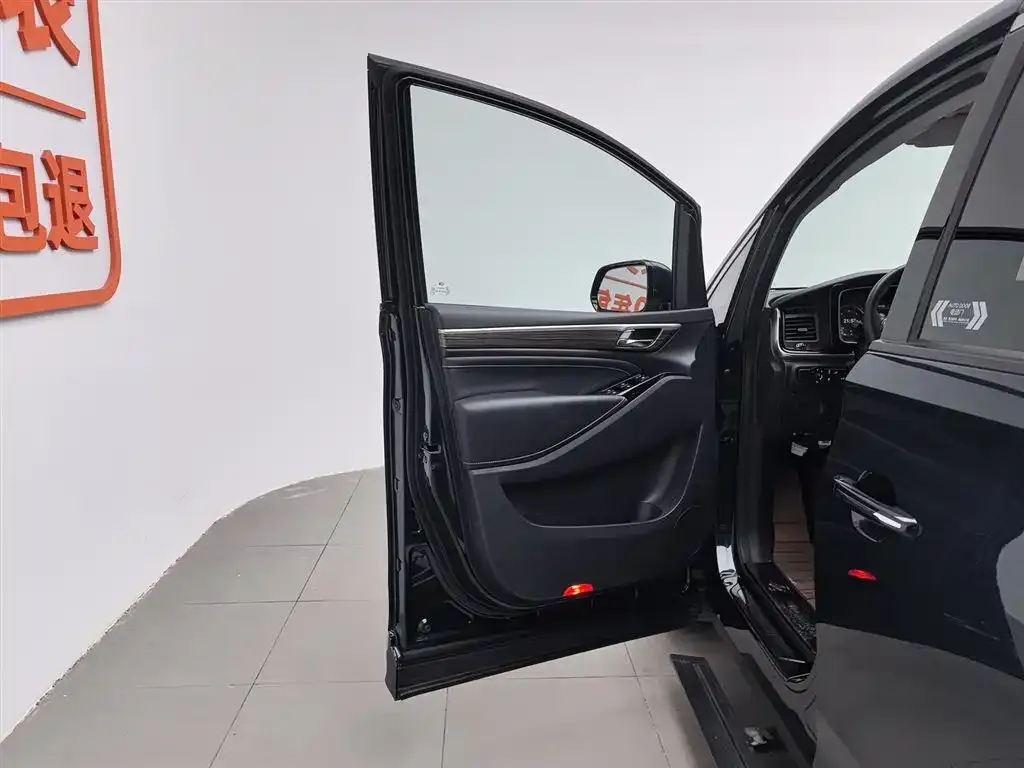GAC Motor Trumpchi M8 — фото 3