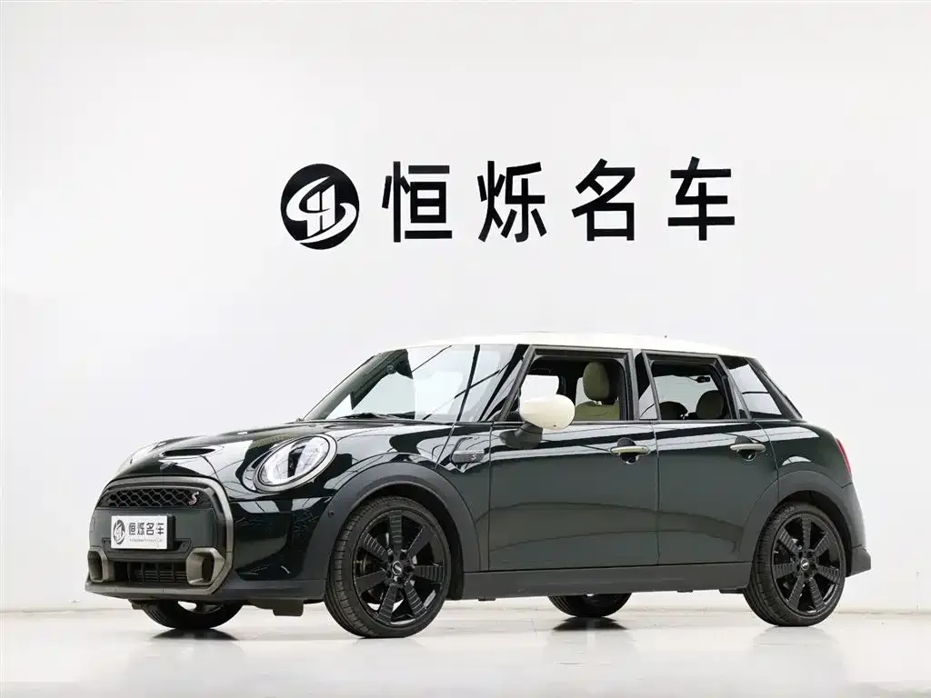 MINI Cooper (3-door) — фото 1