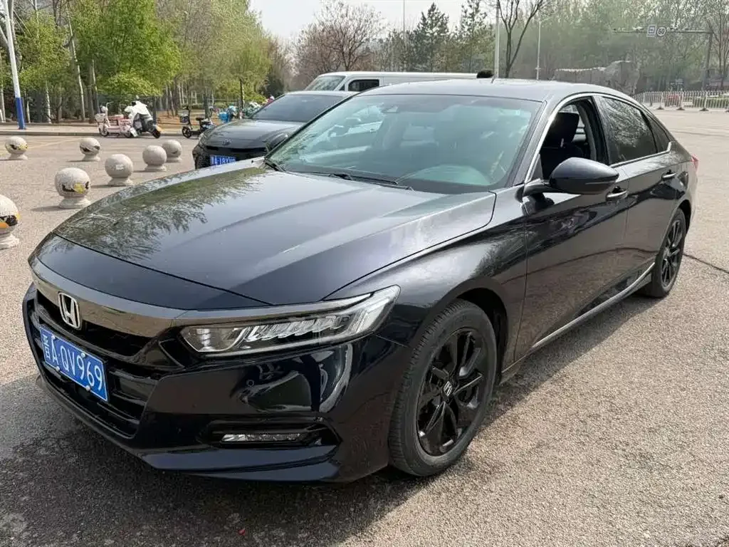 Honda Accord — фото 6