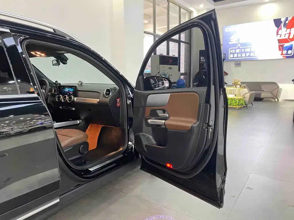Mercedes-Benz GLB 2023 из CN, фото 10