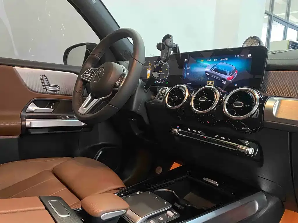 Mercedes-Benz GLB 2023 из CN, фото 7