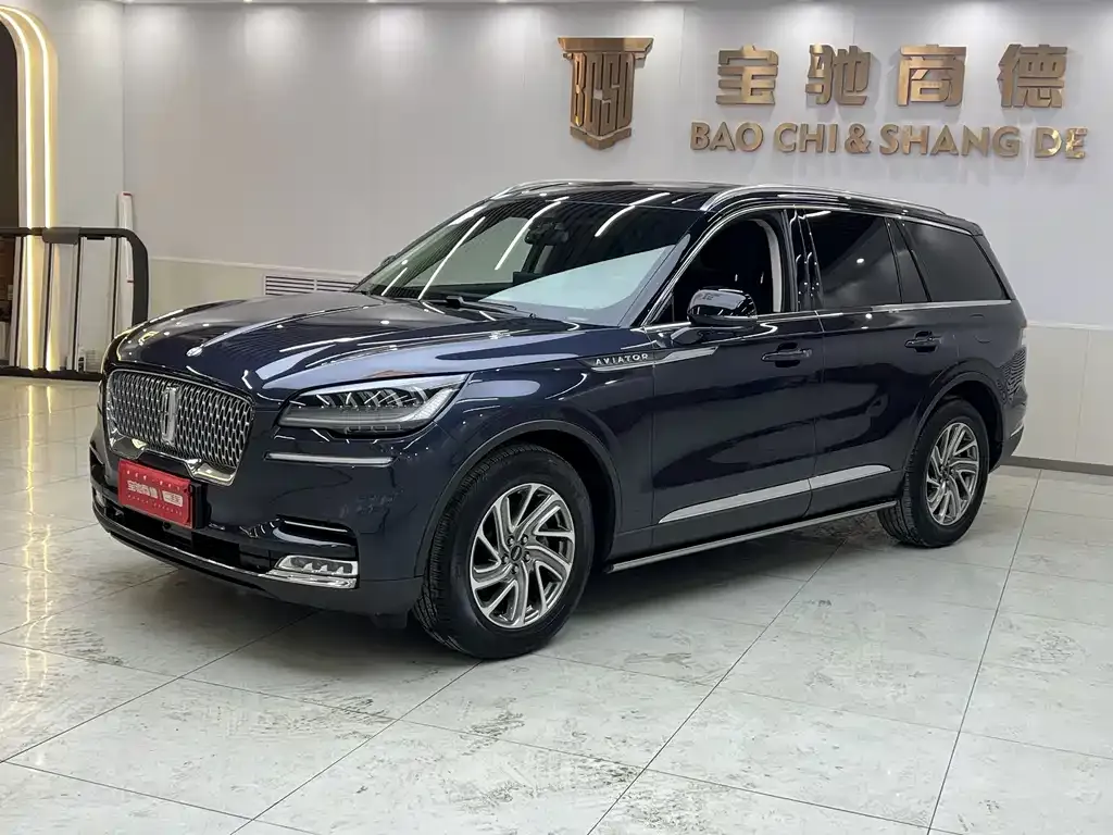 Lincoln Aviator — фото 1