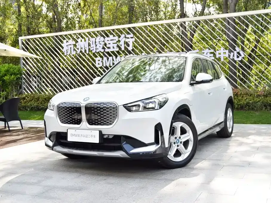 BMW iX1 2025 из CN, фото 1