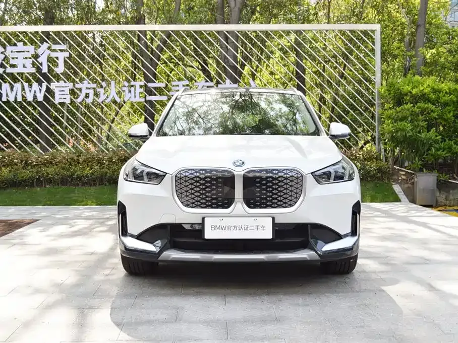 BMW iX1 2025 из CN, фото 10