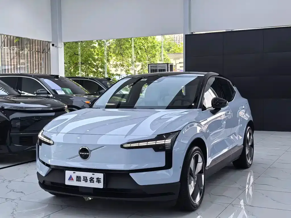 Volvo EX30
