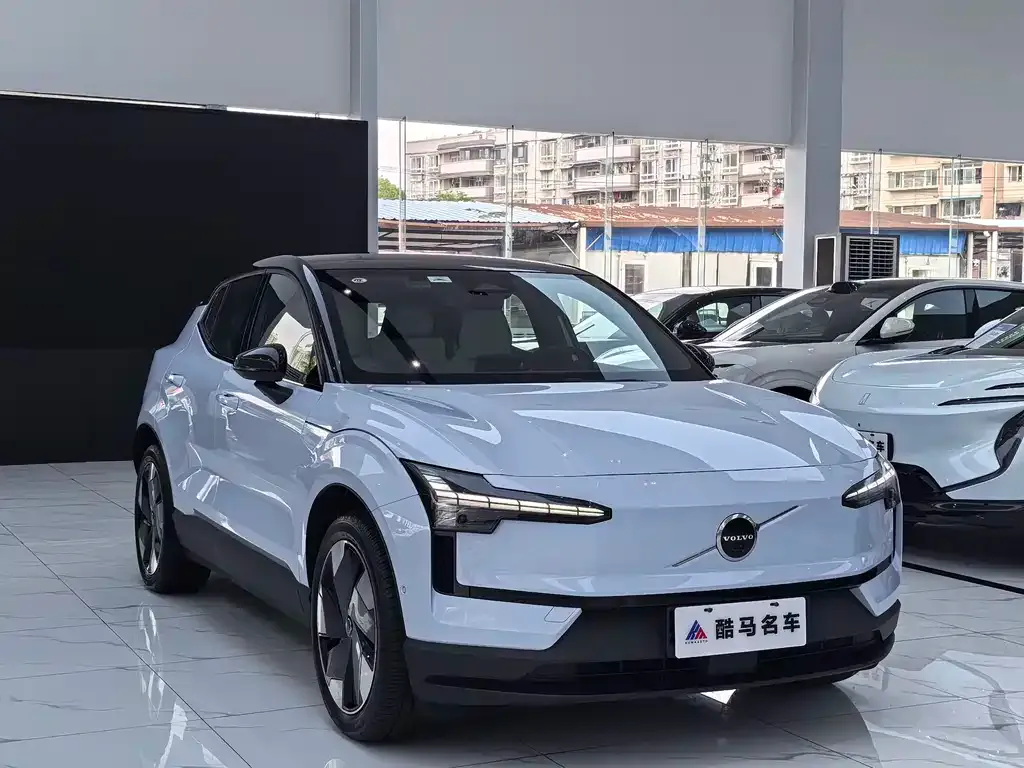 Volvo EX30 2025 из CN, фото 9